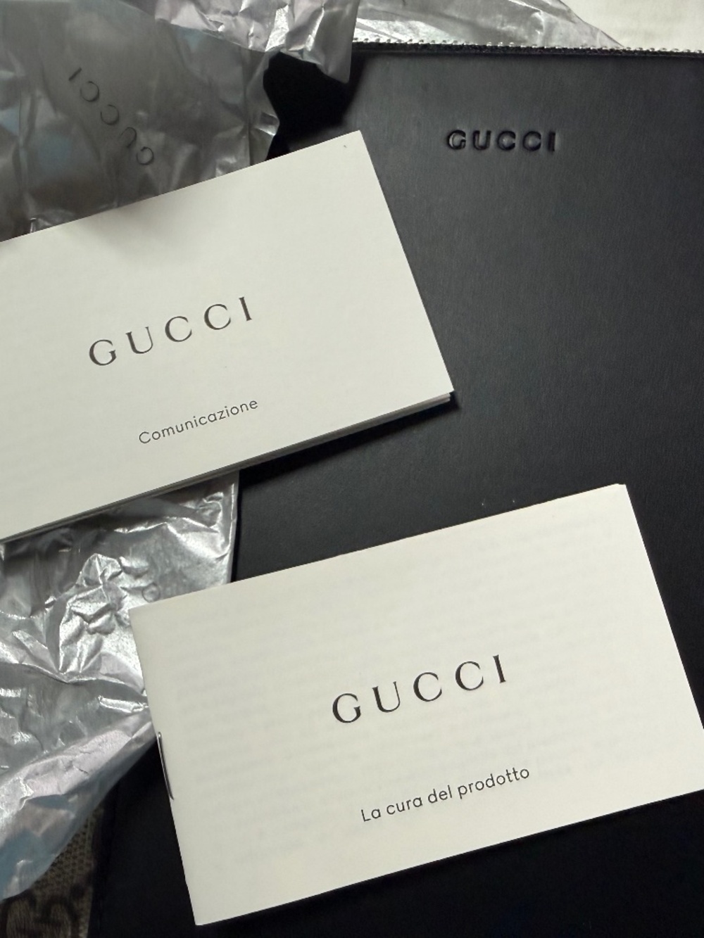 Gucci Valese GG Supreme Canvas/Supreme Pouch - Picture 8 of 9